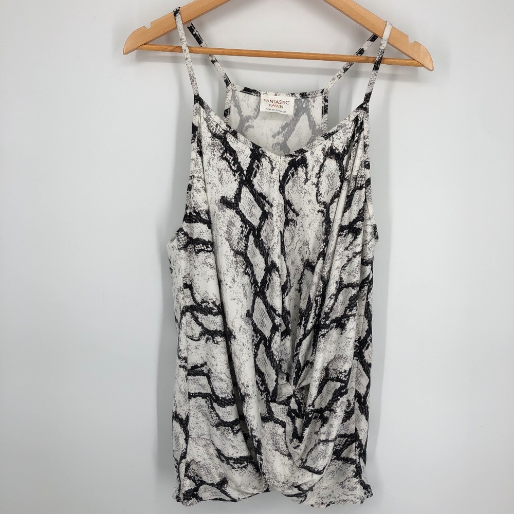 Fantastic Fawn Womens Tank Top Size Large Snakeskin‎ Print Twist Front